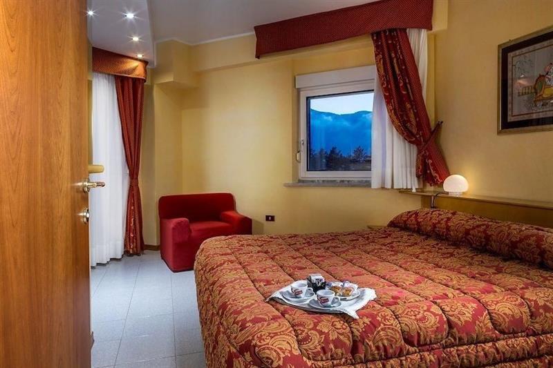 5Miglia Hotel & Spa Rivisondoli Exteriör bild